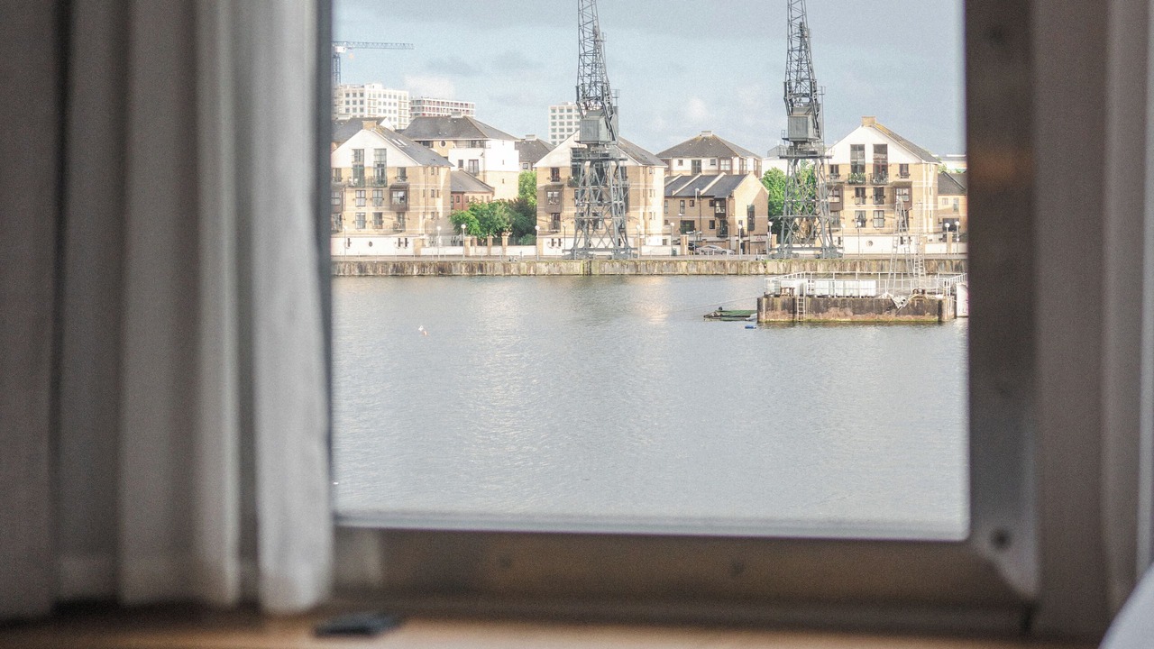 Photo of Bedroom in Docklands