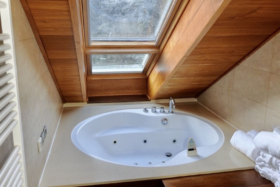 Photo of Bathroom in Llavorsi