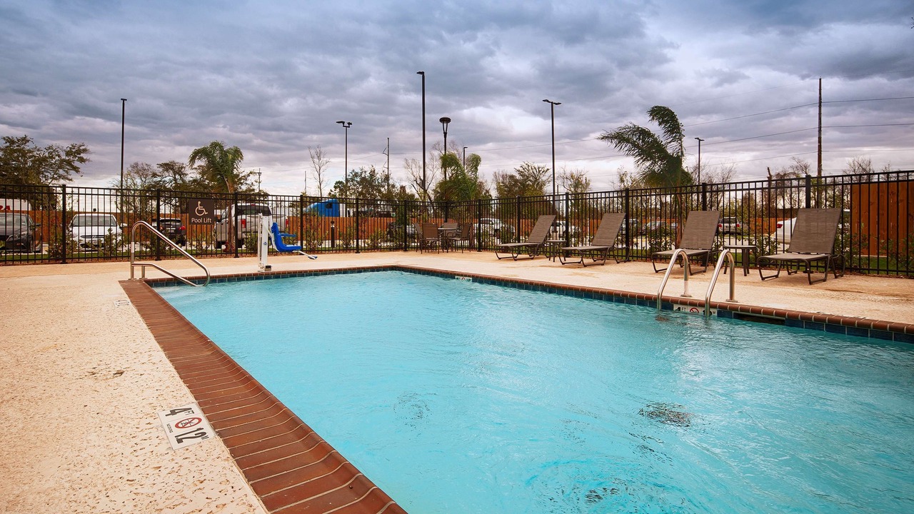 Photo of Outdoor in Kenner - Louis Armstrong International Airport