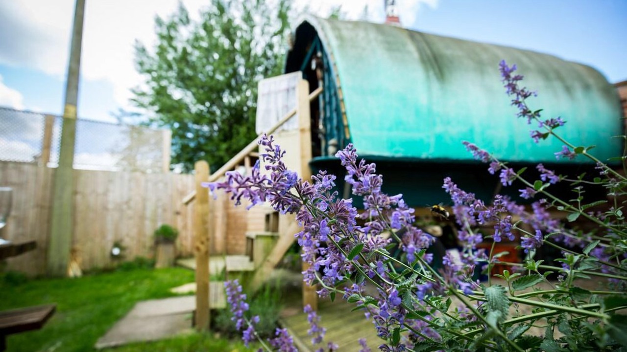 Photo of Others in Bretforton