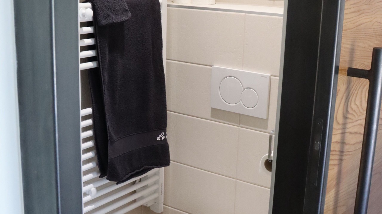 Photo of Bathroom in Murs-Erigne