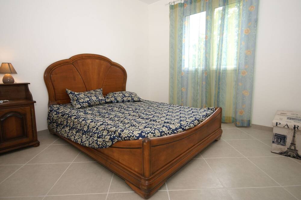 Photo of Bedroom in Pradons