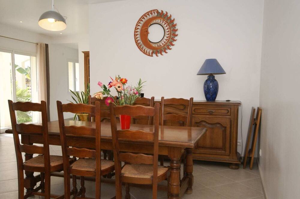 Photo of Livingroom in Pradons