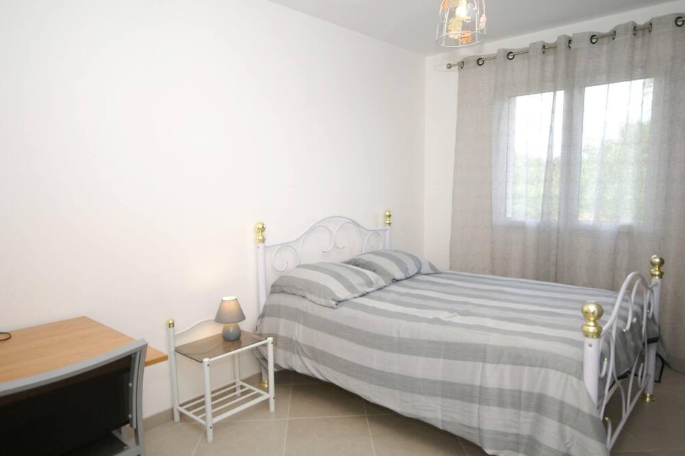 Photo of Bedroom in Pradons