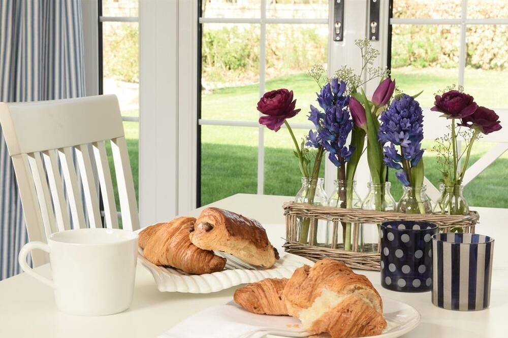 Photo of Others in Charlton