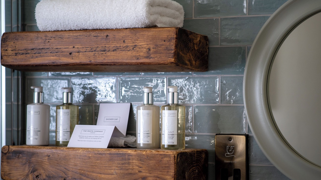 Photo of Bathroom in Pooley Bridge