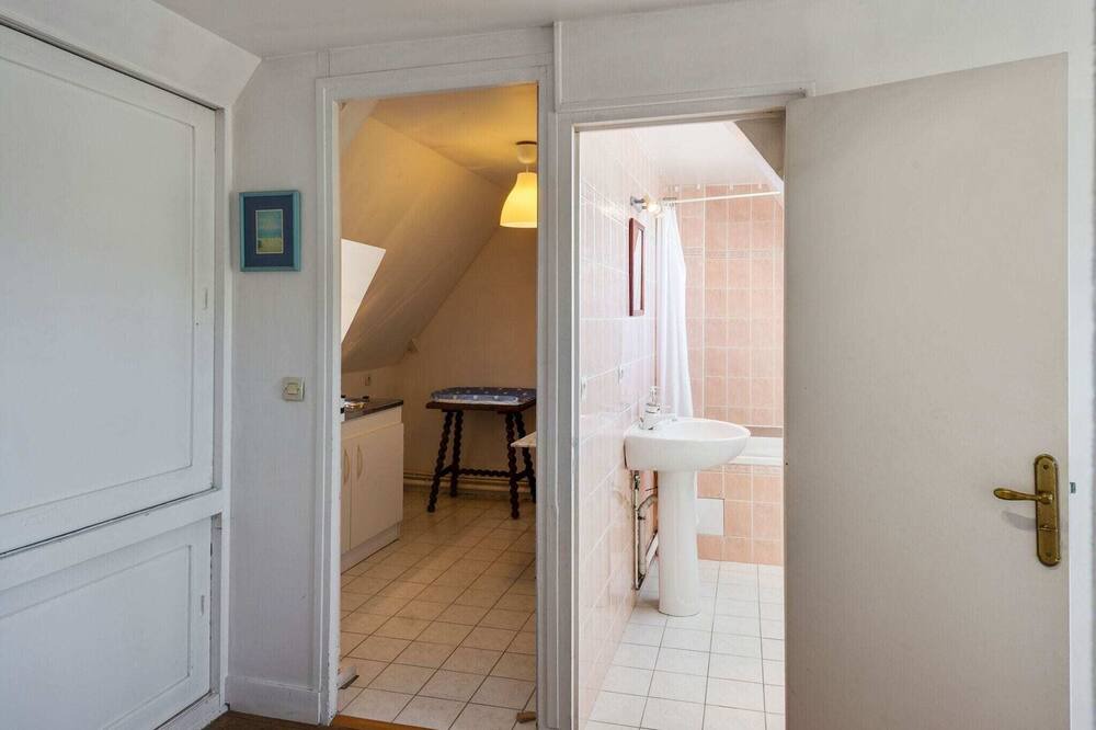 Photo of Bathroom in Bayeux