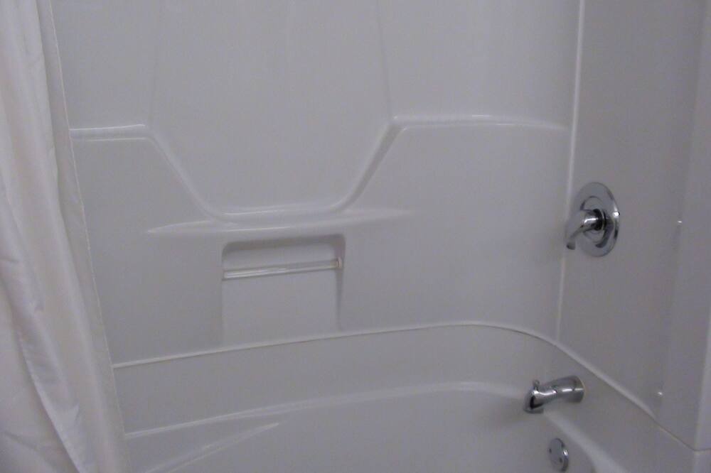 Photo of Bathroom in Longlac