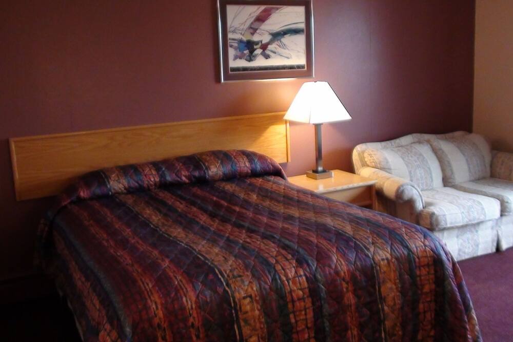 Photo of Bedroom in Longlac