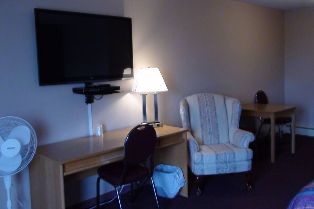 Photo of Bedroom in Longlac