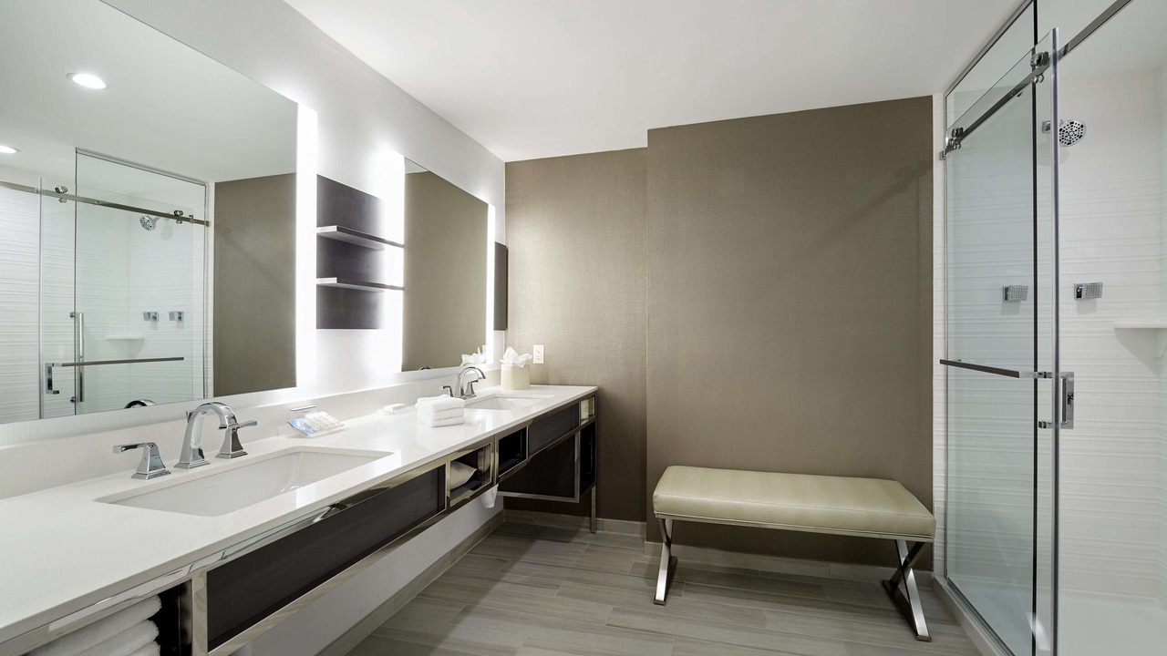 Photo of Bathroom in Town of North Hempstead