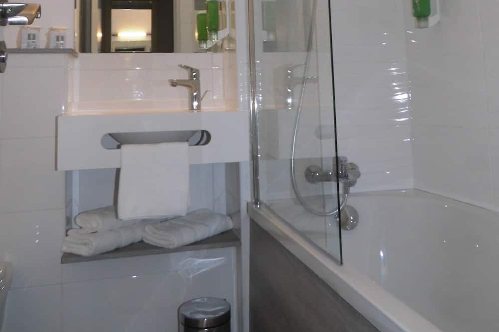 Photo of Bathroom in Le Mans