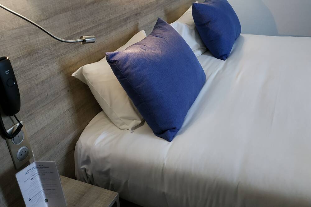 Photo of Bedroom in Le Mans