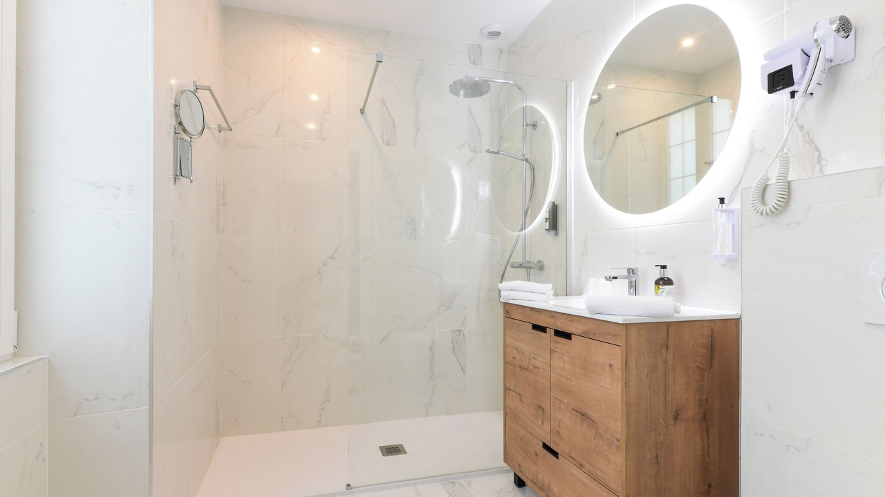 Photo of Bathroom in Hendaye