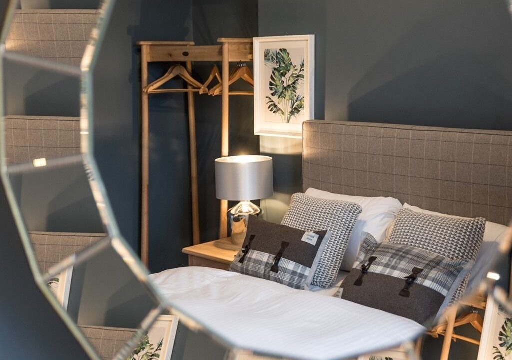 Photo of Outdoor in Lee