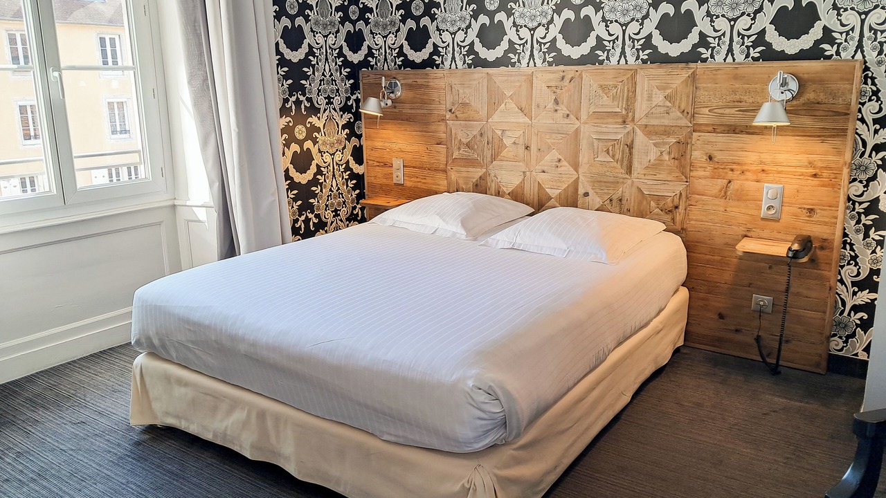 Photo of Bedroom in Besancon Old Town