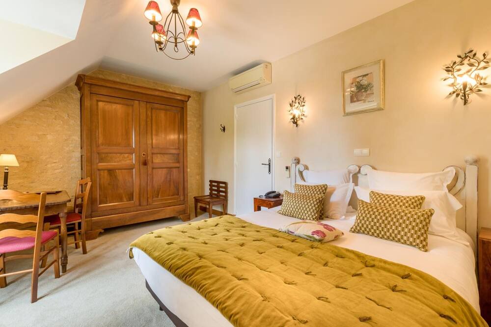 Photo of Bedroom in Montagny-les-Beaune