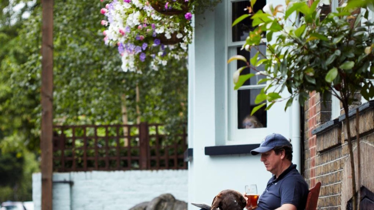 Photo of Outdoor in Mortlake