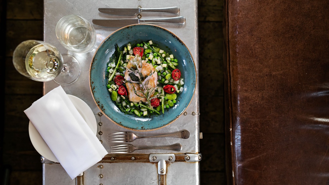 Photo of Others in Mortlake