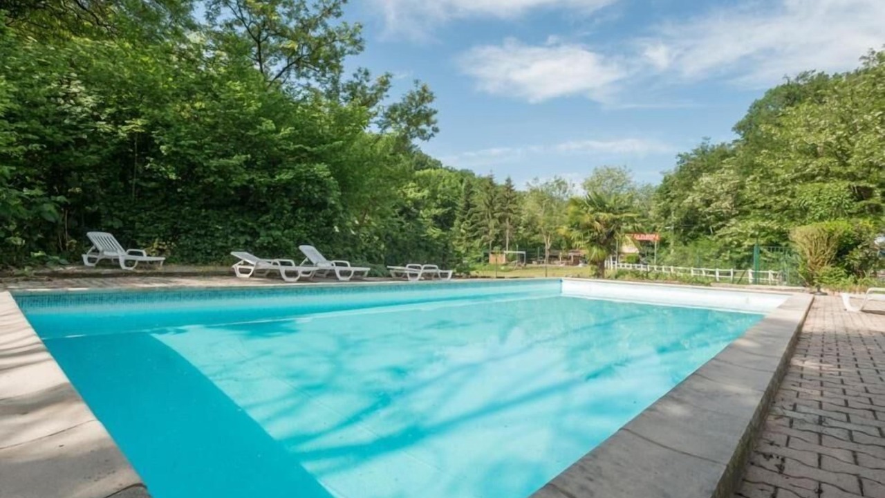 Photo of Outdoor in Saint-Genis-les-Ollieres
