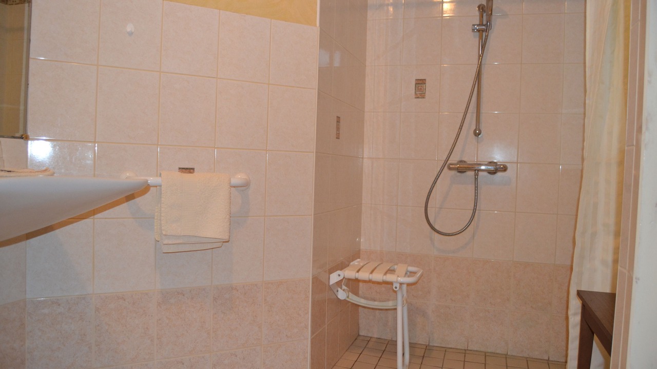 Photo of Bathroom in Luxeuil-les-Bains