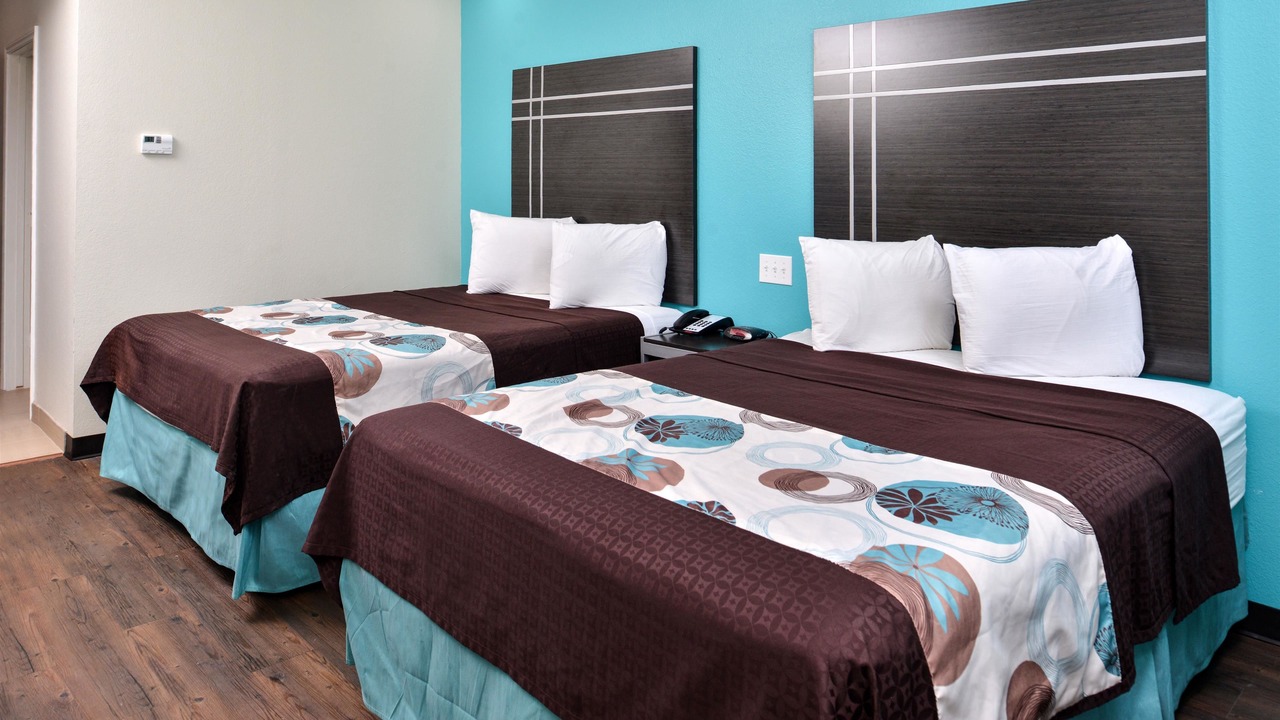 Photo of Bedroom in Spring