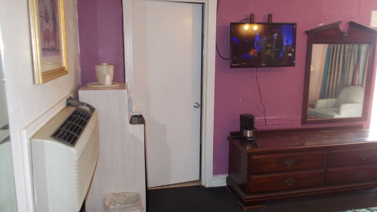 Photo of Bedroom in Homer