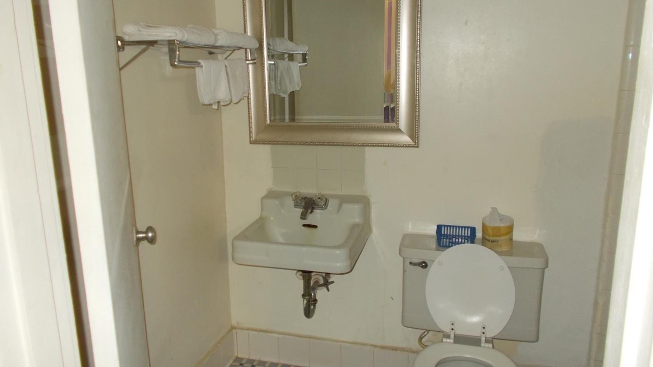Photo of Bathroom in Homer