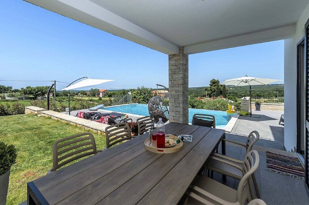 Photo of Patio Balcony in Selina