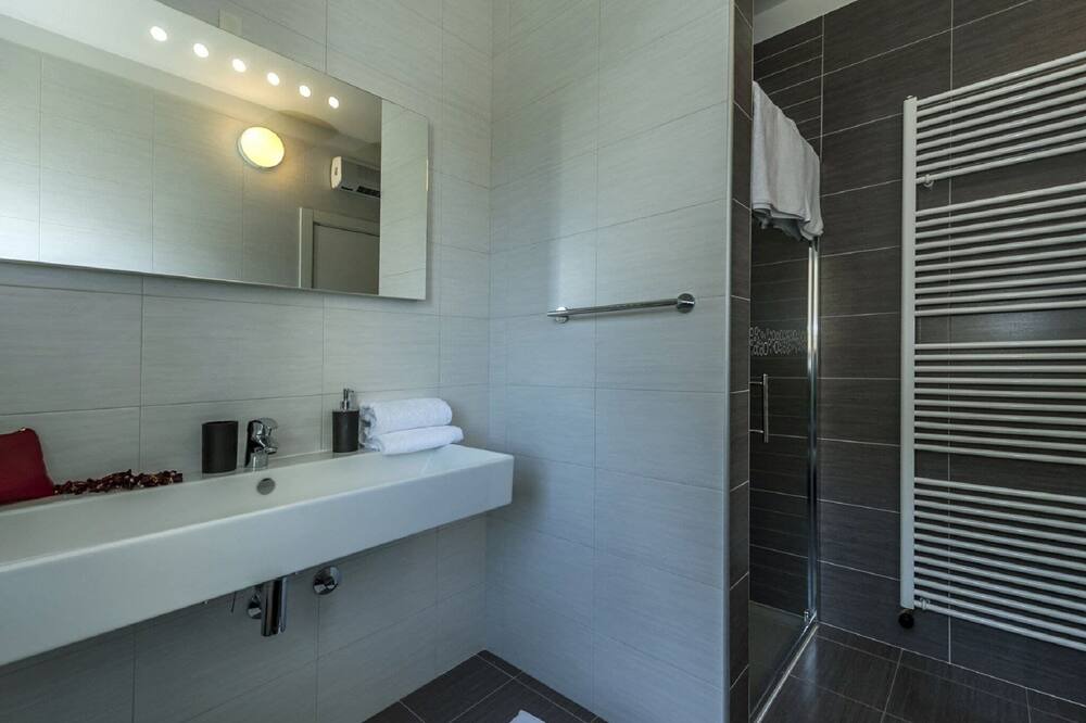 Photo of Bathroom in Selina