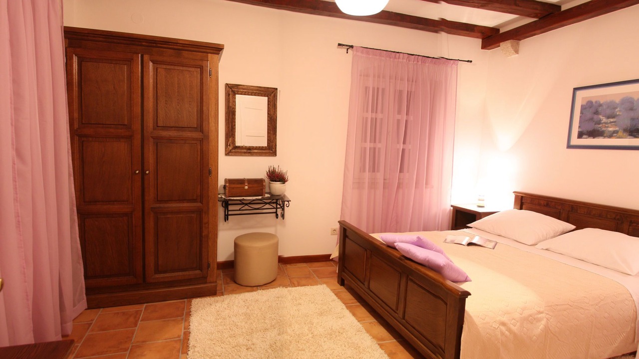 Photo of Bedroom in Lovorno