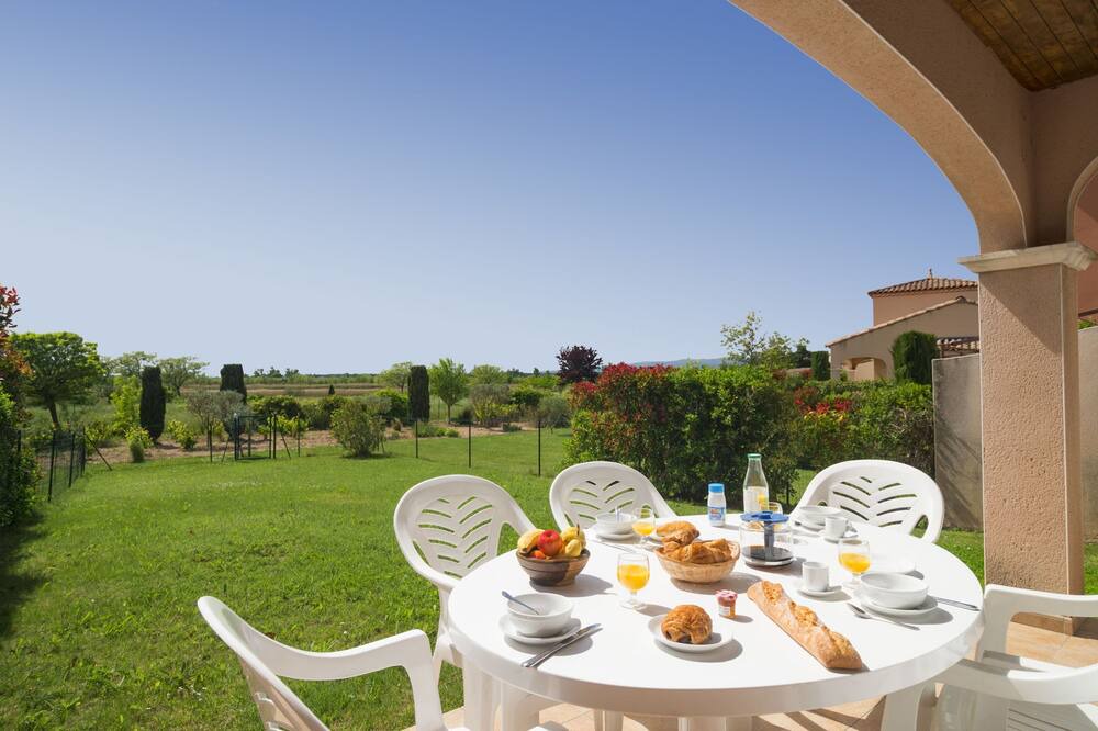 Photo of Patio Balcony in Homps
