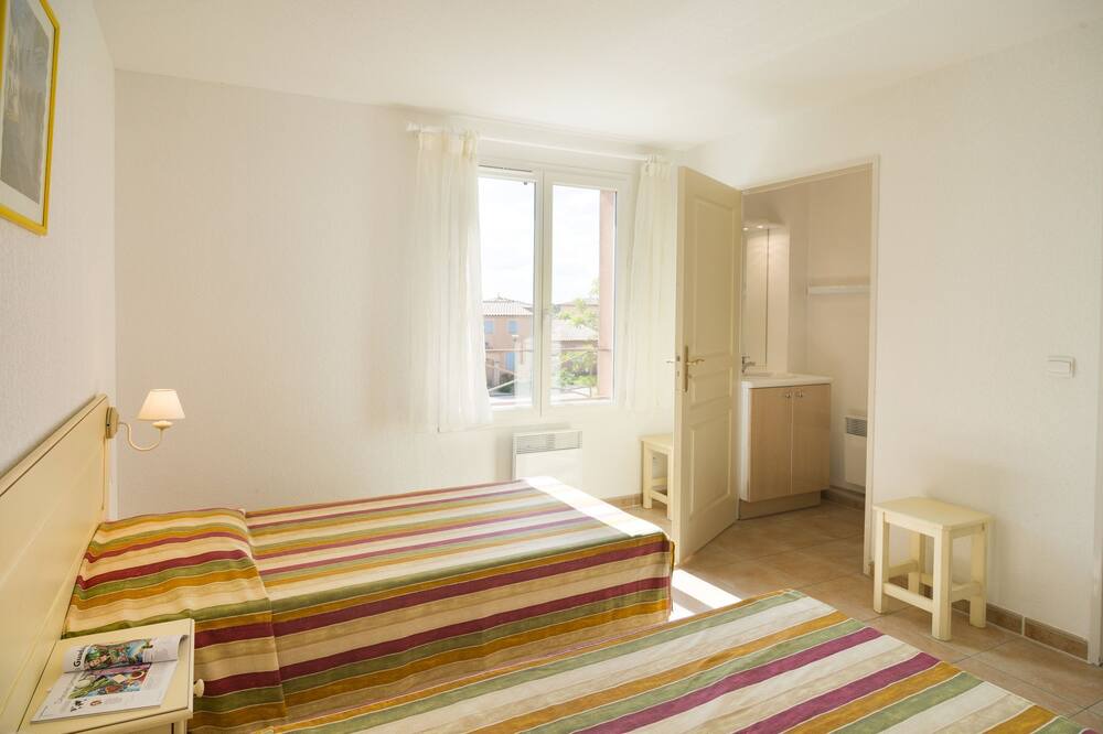 Photo of Bedroom in Homps