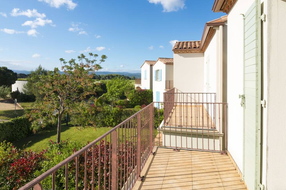 Photo of Patio Balcony in Homps