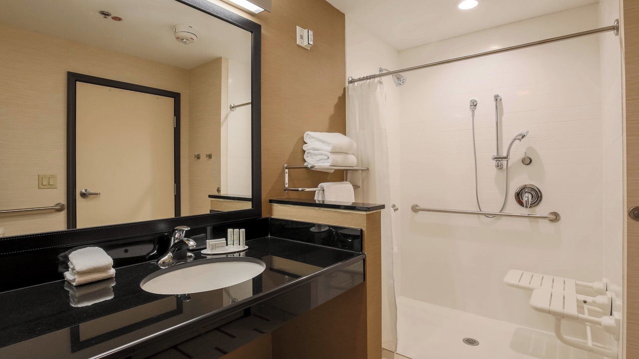 Photo of Bathroom in Cuero