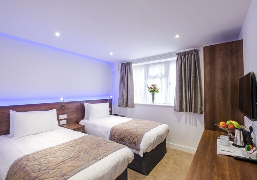 Photo of Others in Valentines