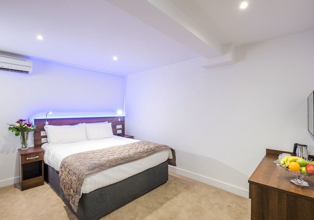 Photo of Bedroom in Valentines