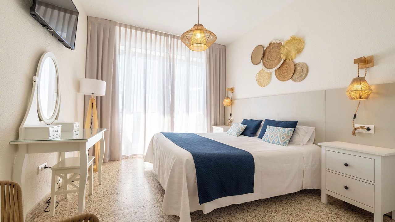 Photo of Bedroom in L'Ampolla