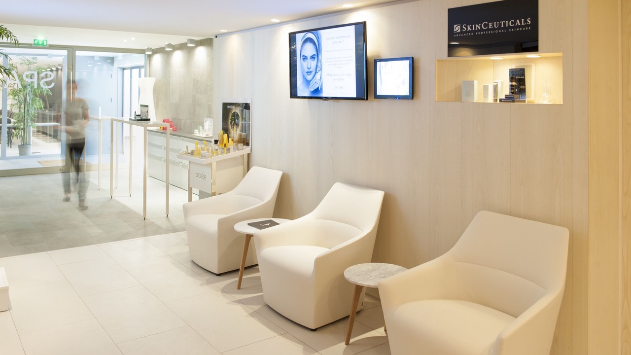 Photo of Others in Paradou