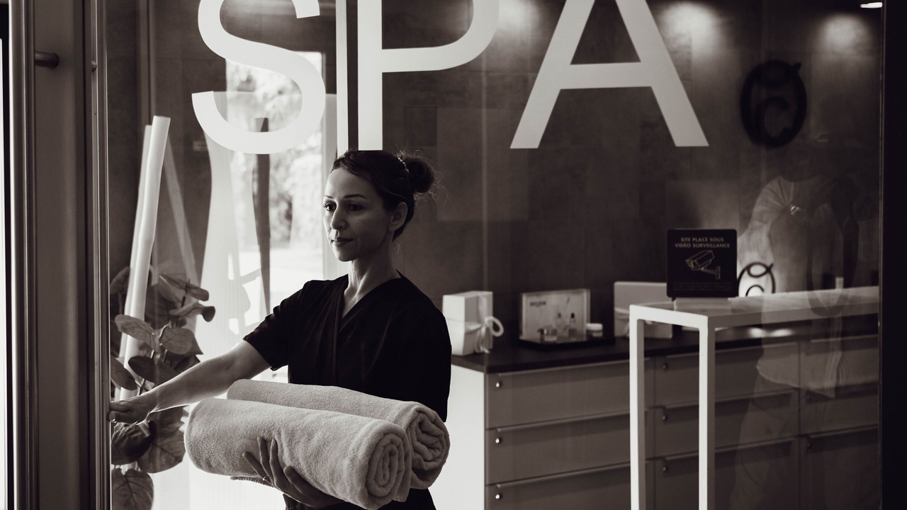 Photo of Others in Paradou