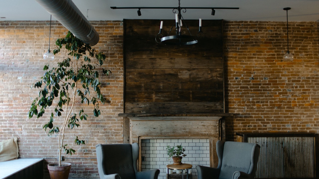 Photo of Livingroom in Commercial Street Historic District