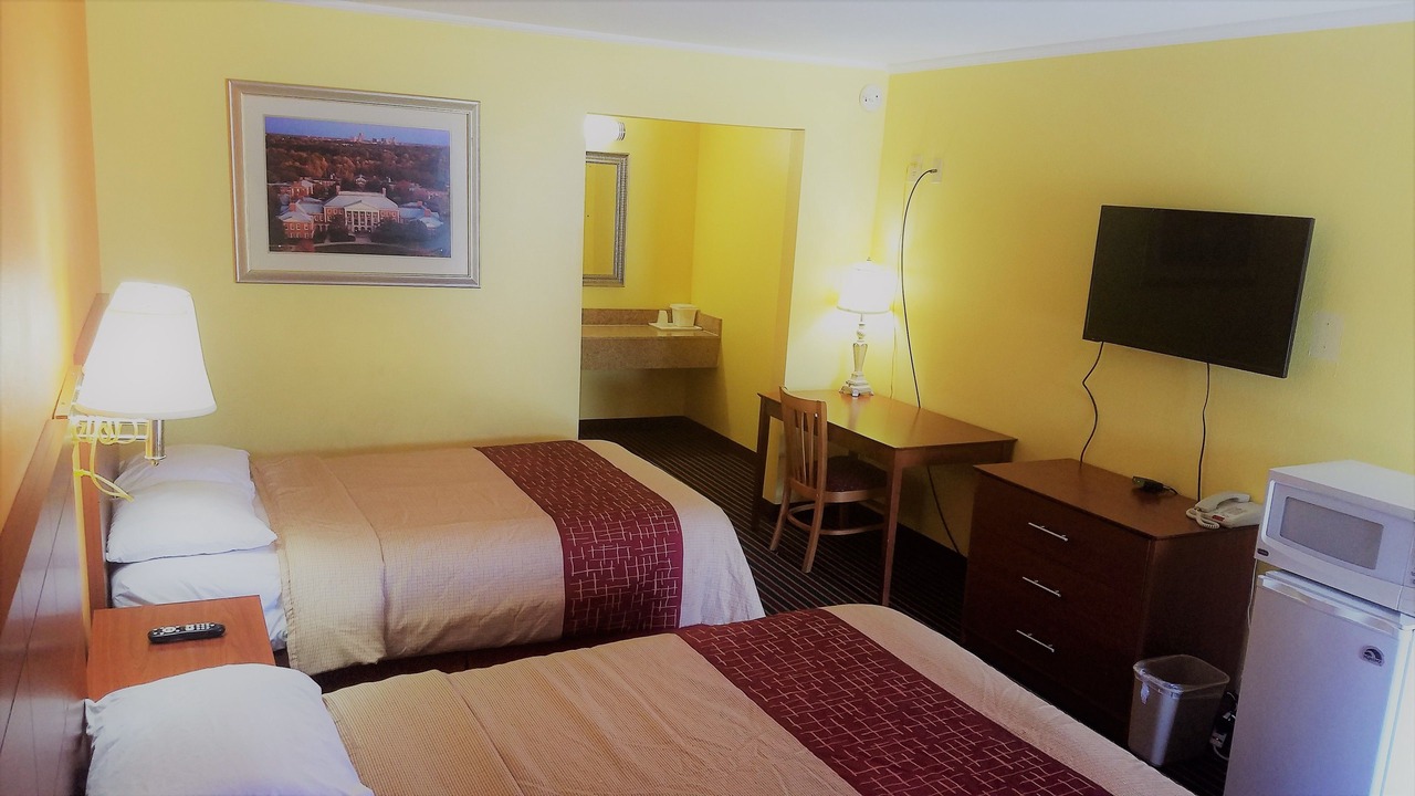 Photo of Bedroom in Troy