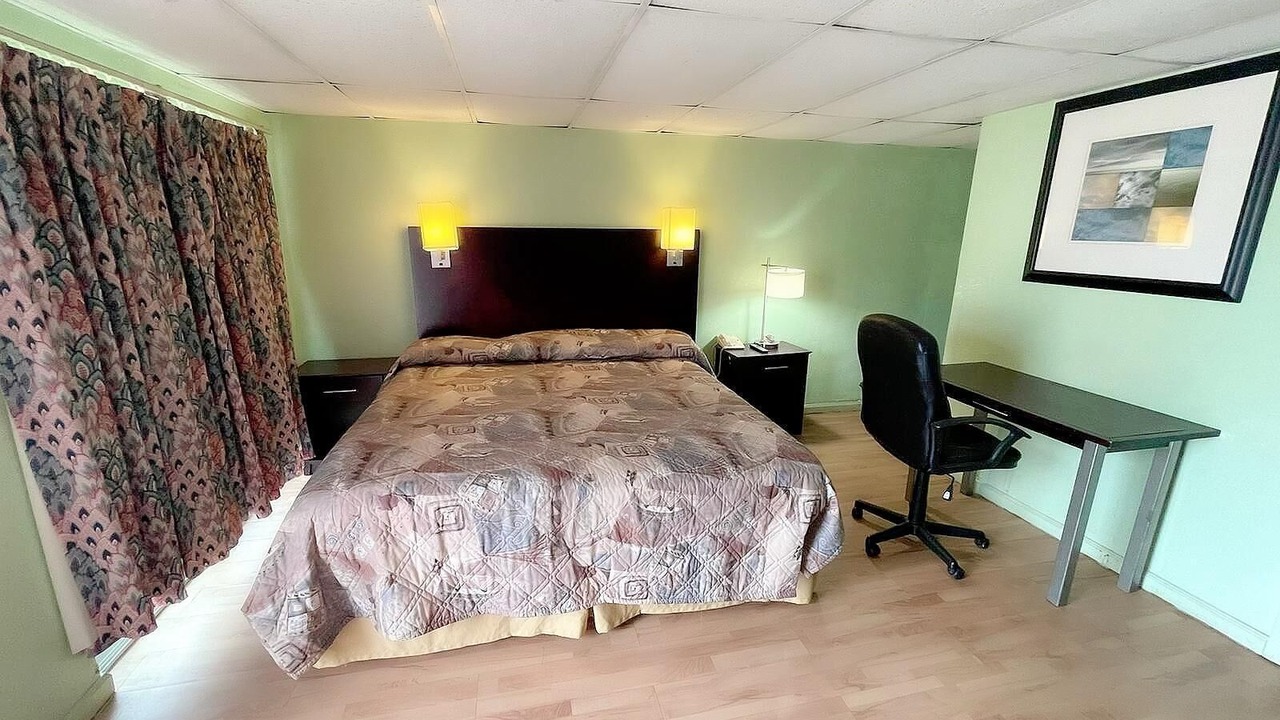 Photo of Bedroom in Springhill