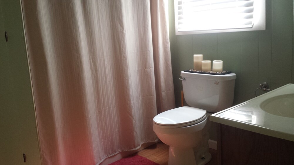 Photo of Bathroom in West Tawakoni