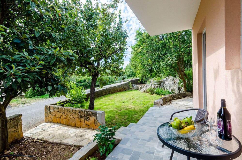 Photo of Patio Balcony in Cilipi