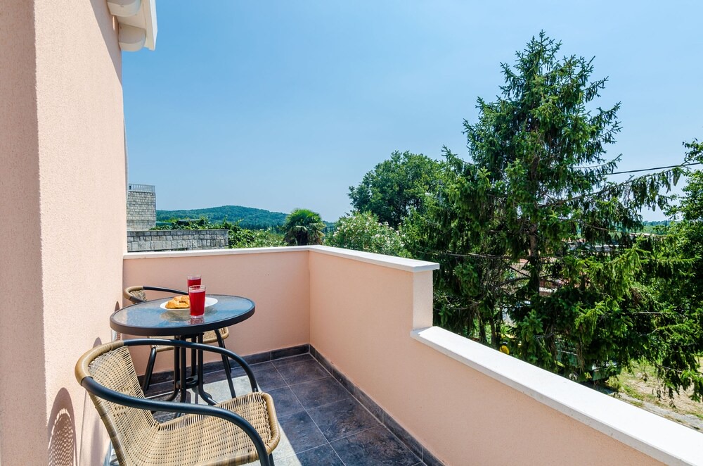 Photo of Patio Balcony in Cilipi