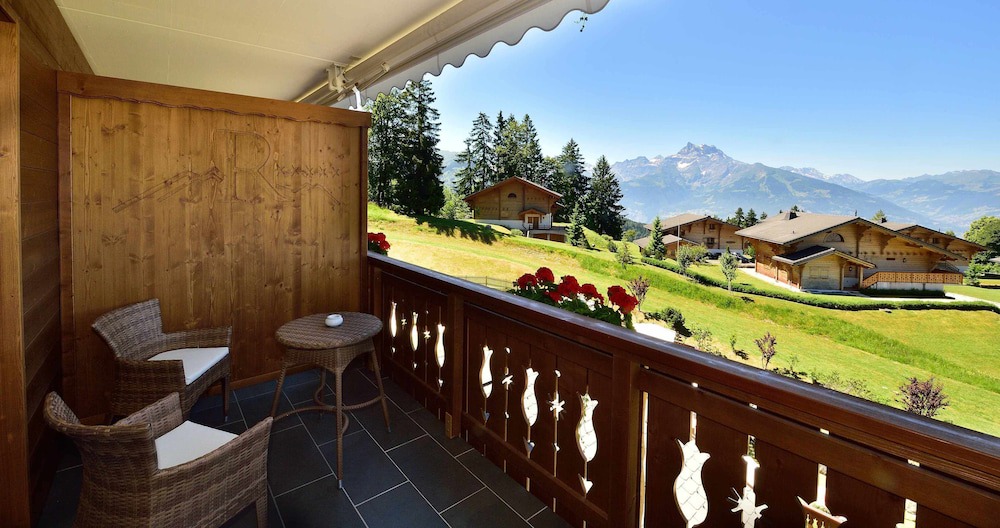 Photo of Patio Balcony in Villars-sur-Ollon