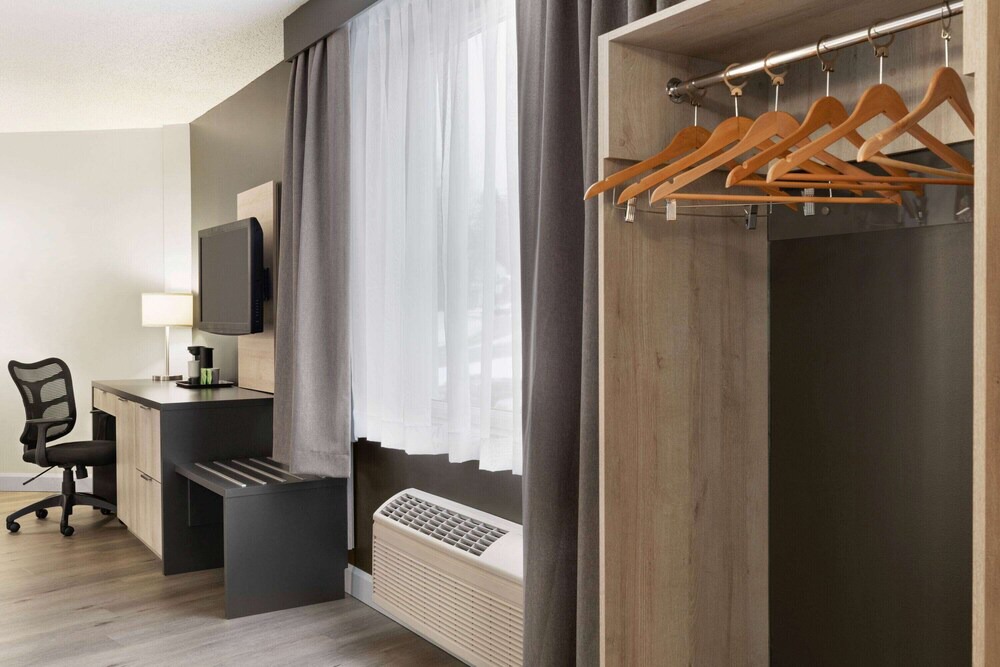 Photo of Bedroom in Alma