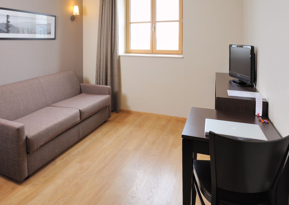 Photo of Livingroom in Quartier Hyper-Centre