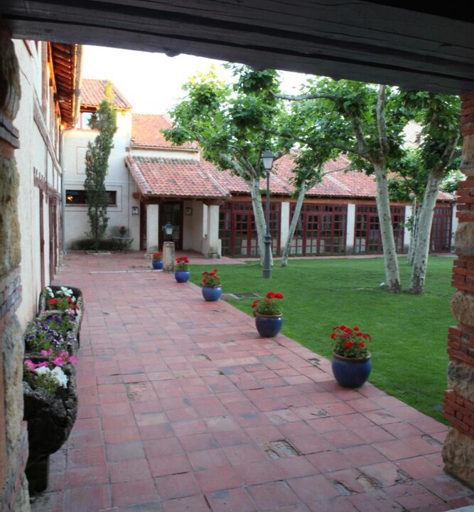 Photo of Others in Torrecaballeros